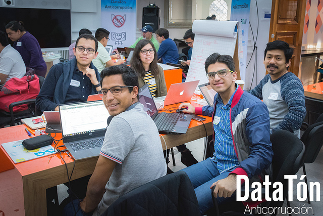 Primera edición del DataTón Anticorrupción